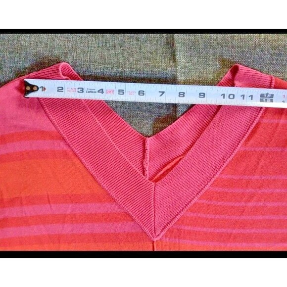 Sweater size M Womans Coldwater Creek red Pink cardigan long sleeve with v neck - Picture 3 of 10